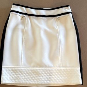 Ivory & black skirt White House Black Market
